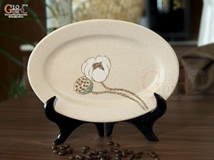 Đĩa bầu dục men kem tấm vẽ Bạch Liên, 25x18cm