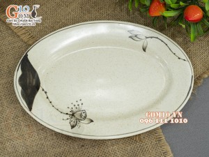 Đĩa bầu dục men kem tấm vẽ hoa Sen 25x17cm