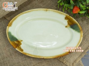 Đĩa bầu dục men nhật vàng, 27,5x17cm