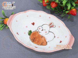 Đĩa bầu dục sâu 2 tai men trắng vẽ thỏ chỉ hồng, 24x14cm