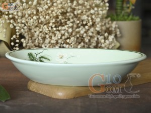 Đĩa bầu dục sâu lòng men ngọc vẽ hoa Bưởi trắng, 24x16cm