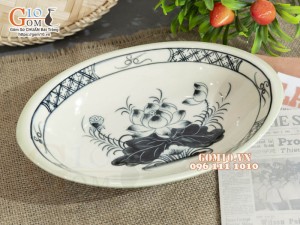 Đĩa bầu dục sâu xanh đồng vẽ Sen, 24x16cm