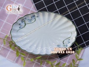 Đĩa bầu dục vân men kem vẽ sen xanh - Chỉ xanh, 27,5x18cm