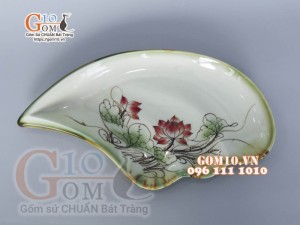 Đĩa cánh tiên men vuốt vẽ sen 30x17cm 