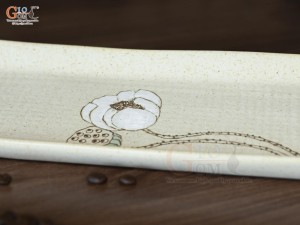 Đĩa chữ nhật men kem tấm vẽ Bạch Liên, 31x12cm