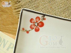 Đĩa chữ nhật men kem vẽ hoa đào đỏ 19cm x 11.5cm