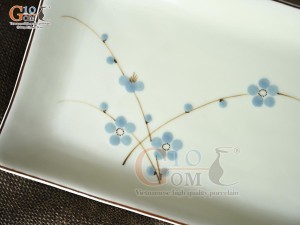 Đĩa chữ nhật men kem vẽ hoa Đào xanh 22x13cm