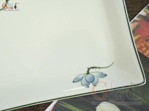 Đĩa chữ nhật men kem vẽ hoa Sen xanh, 25x16cm