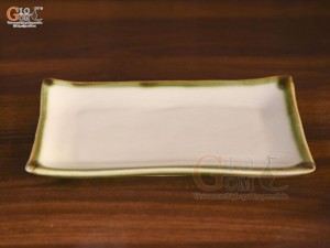 Đĩa chữ nhật men vuốt trơn 21x13cm