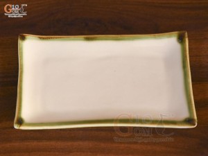 Đĩa chữ nhật men vuốt trơn 21x13cm