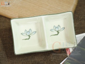 Đĩa gia vị 2 ngăn men kem vẽ hoa Sen xanh