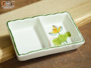 Đĩa gia vị 2 men kem vẽ hoa Sen vàng