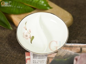 Đĩa gia vị oval men kem vẽ hoa Đào hồng