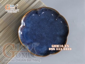 Đĩa hoa mai men hỏa biến xanh đá, đường kính 28cm