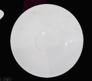 Đĩa kê chén men trắng