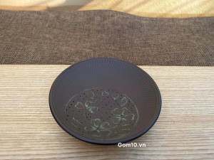 Đĩa kê chén  gốm hồng sa, đường kính 8.5cm