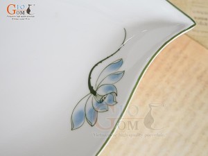 Đĩa lá rong men trắng vẽ hoa Sen xanh, 25x15cm