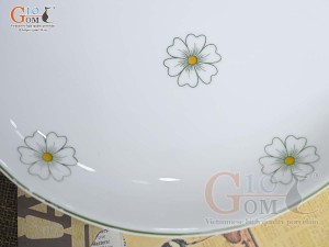 Đĩa lá rong men trắng vẽ ngàn hoa, 27x17cm