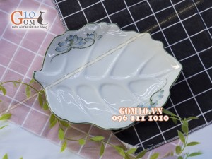 Đĩa lá sâu men kem vẽ sen xanh - Chỉ xanh, 31x22cm
