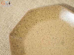 Đĩa lục giác men gốm vàng, kích thước 14x14cm