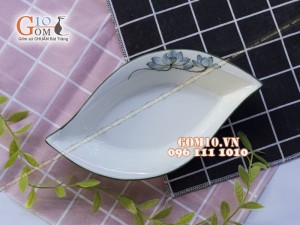 Đĩa mắt mèo men kem vẽ sen xanh - Chỉ xanh, 22x12cm