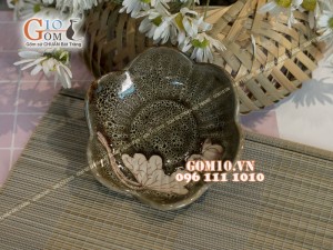 Đĩa muối hoa men gấm vàng khắc sen