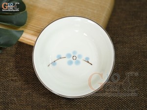 Đĩa muối men kem vẽ hoa Đào xanh