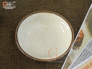 Đĩa muối men tấm kẻ chỉ nâu