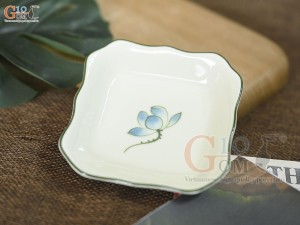 Đĩa muối vuông lượn men kem vẽ hoa Sen xanh