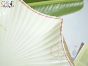 Đĩa sao men kem vẽ Bồ Công Anh 25cm