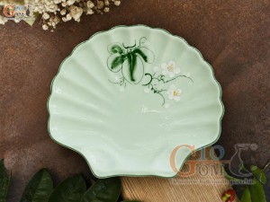 Đĩa sò men ngọc vẽ hoa bưởi, dài 22cm