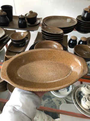 Đĩa tai sâu lòng men gốm