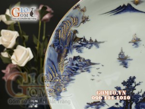 Đĩa trang trí men lam cảnh Sơn Thủy vẽ vàng, đường kính 35cm