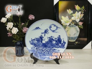 Đĩa trang trí men lam vẽ Bát Tiên, đường kính 30cm
