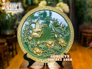Đĩa trang trí men ngọc khắc sen hạc 40cm