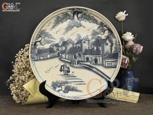 Đĩa trang trí men rạn cổ vẽ cảnh Hội An đường kính 40cm
