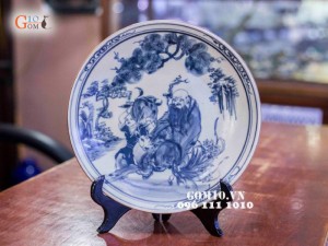 Đĩa trang trí men rạn vẽ Thọ đào Phi 26cm