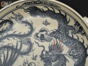 Đĩa trang trí men rạn họa tiệt Long Phụng, đường kính 26cm