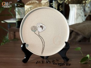 Đĩa tròn lòng phẳng men kem tấm vẽ Bạch Liên, đường kính 26cm
