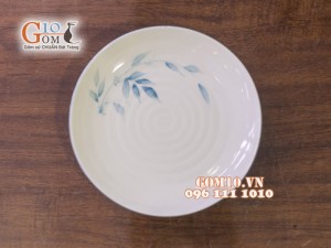 Đĩa tròn men kem vẽ lá Trúc xanh 18cm