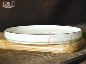 Đĩa tròn thành cao men kem vẽ hoa Đào xanh, đường kính 17cm