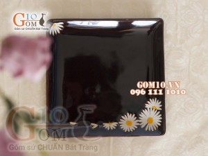 Đĩa vuông men hỏa biến khắc Cúc Họa Mi, cạnh 22cm