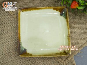 Đĩa vuông men nhật vàng, 28cm