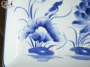 Đĩa vuông men trắng vẽ hoa sen tràm, 20cm