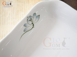 Đĩa vuông sâu lòng men trắng vẽ hoa Sen xanh, 20cm