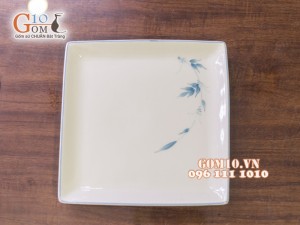 Đĩa vuông vênh men kem vẽ lá Trúc xanh 25cm