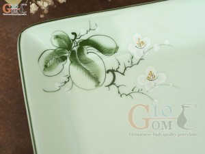 Đĩa vuông vênh men ngọc vẽ hoa Bưởi trắng, cạnh 20cm