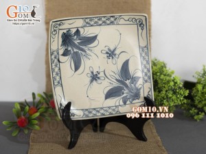 Đĩa vuông vênh men rạn cổ họa tiết chuồn khoai 20cm