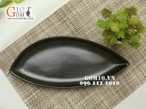 Đĩa xoài đen trơn men giọt dầu 31cm