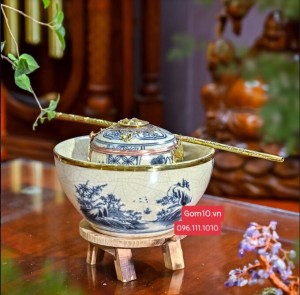 Điếu bát dáng tròn men rạn cổ bọc đồng cảnh sơn thuỷ